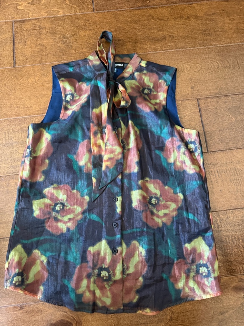Sleeveless Floral Tie-Neck Blouse - Multicolor